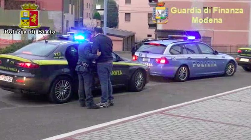 arresti 1 ottobre 2015 polizia modena rid 1