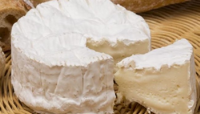 Richiamo europeo per noto formaggio francese con escheria coli.