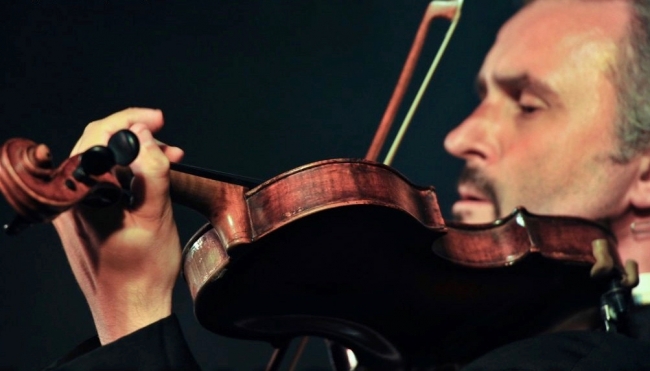 Gentjan Llukaci, violinista di fama internazionale e Direttore Musicale del Salotto Aggazzotti