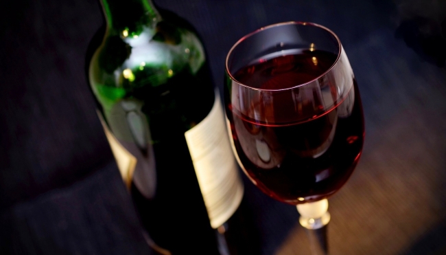 Alcol: in Emilia Romagna una su 5, dagli 11 anni, lo beve tutti i giorni