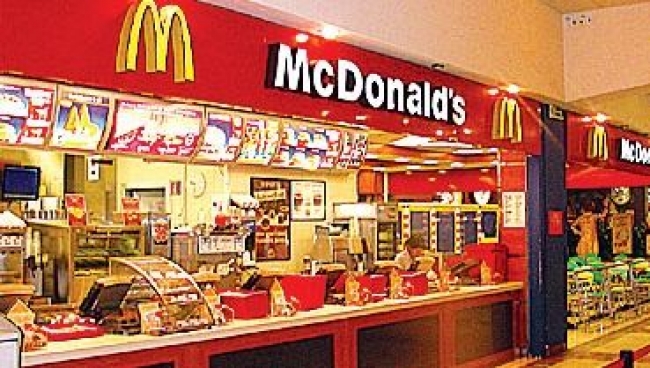 Modena - McDonald&#039;s apre il suo quinto ristorante: 22 nuovi posti di lavoro