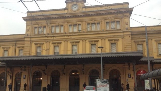 Capotreno aggredita a Modena: Cisl chiede tornelli in stazione e squadre di scorta aziendale