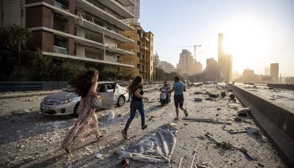 Beirut_esplosione_5ago2020-comparato-4.jpg