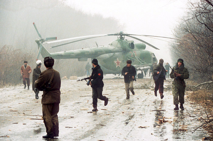 Cecenia_guerre_-Evstafiev-helicopter-shot-down.jpg