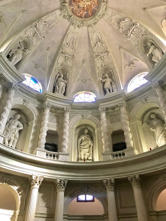Chiesa_dei_Ss_Girolamo_e_Vitale_Reggio_Emilia.jpg