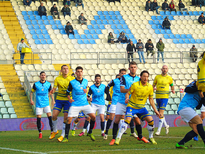 IN 12.000 AL BRAGLIA PER VEDERE IL MODENA BATTERE 1-0 IL REGGIO!