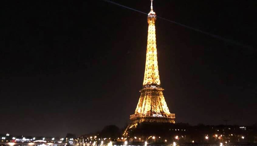 Torre_Eiffel_2_corinne_delautre.jpeg