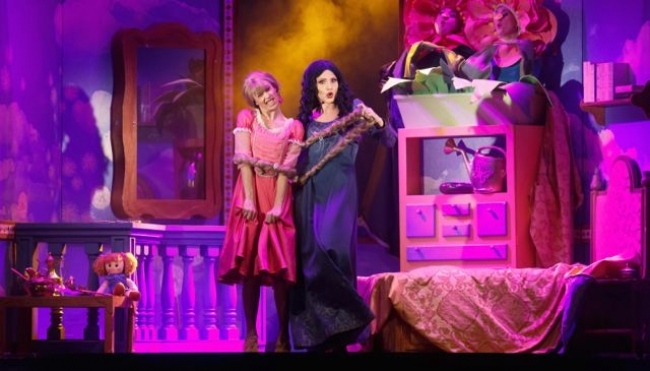 Lorella Cuccarini a teatro con la magica favola di Rapunzel