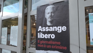 Il giornalismo non è un crimine: la serata-appello per liberare Julian Assange e salvare (quello che resta del) la democrazia occidentale
