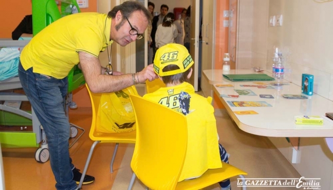 Il Fan Club di Valentino Rossi all&#039;Ospedale dei Bambini