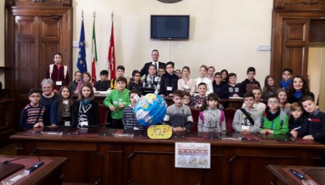 Piacenza, in Municipio il Consiglio degli alunni del 4° Circolo didattico