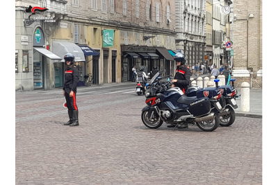Parma: tenta di rubare una bici in Piazza Garibaldi arrestato da due Carabinieri liberi dal servizio