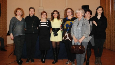 da sinistra Nunzia, Cristina, Paola Zilli, Ivanna Speranza, Raffaella Pini, Romea, Patrizia, Miriam