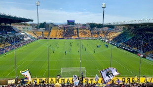 Serie A: Brutta debacle del Parma contro un Cagliari cinico