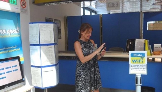 Con le App di Poste Italiane il Tablet e lo Smartphone si trasformano in ufficio postale e strumento di informazioni