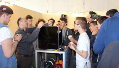 Scandiano - Gli studenti dell&#039;Istituto Gobetti a lezione di meccatronica avanzata con gli imprenditori CNA
