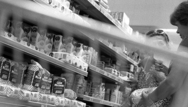 “Lost in the Supermarket” : scatti rubati alla spesa