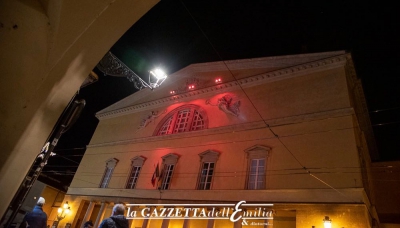 Il teatro Regio si tinge di rosso - i dati dell&#039;osservatorio regionale (Le foto)