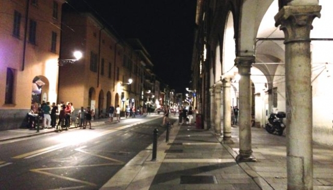 Parma - Festività natalizie, locali della Movida aperti fino alle 3