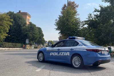 Modena: rissa in un locale pubblico in via Emilia Ovest, denunciati dalla Polizia di Stato