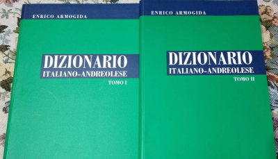 Freschi di stampa i due attesissimi tomi del dizionario Italiano-Andreolese, gigantesca opera di Enrico Armogida