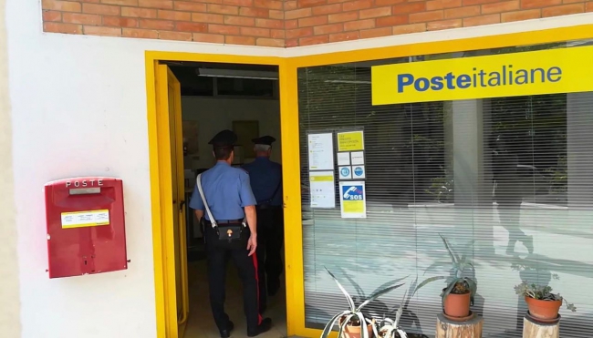 Denuncia per truffa per utilizzo del logo contraffatto di Poste Italiane