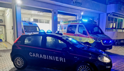 Anziano si sente male in strada, soccorso dai Carabinieri.