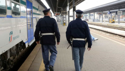 Arrestato italiano su un treno a alta velocità per detenzione di droga a fini di spaccio