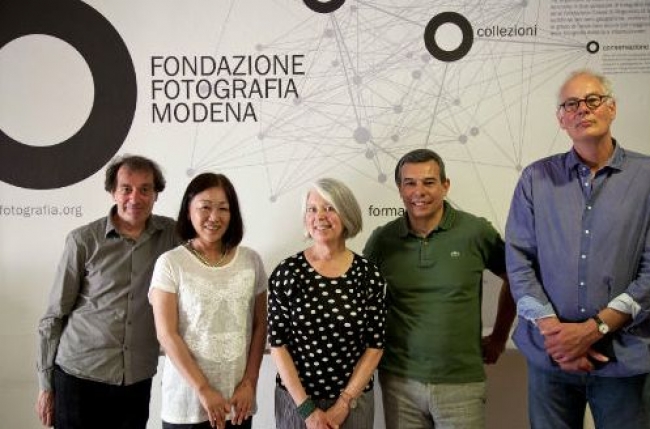 Il Comitato Scientifico di Fondazione Fotografia Modena: da sx, Richon, Kasahara, Phillips, Maggia, Vroege.