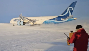 Per la prima volta nella storia un Boeing 787 arriva in Antartide