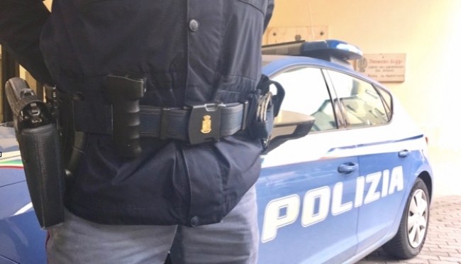 Parma - Controlli straordinari della Polizia in Oltretorrente, quartiere Pablo e Parco Ducale