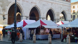 Piacenza, da oggi riparte il mercato in centro storico.