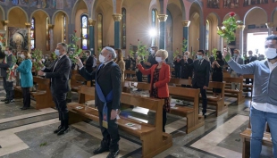 Le Rose benedette di Santa Rita da Cascia apprezzate dal Presidente Mattarella e dal Premier Conte