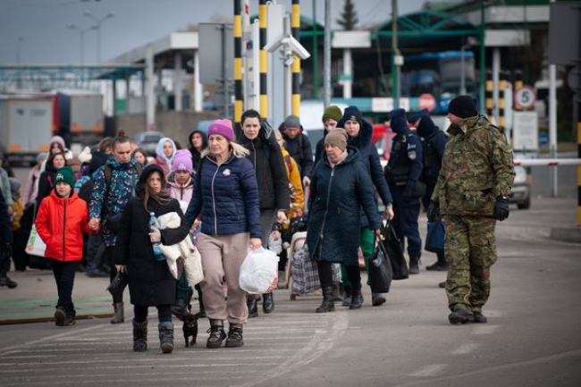 A marzo scadono i permessi di soggiorno dei profughi ucraini. La denuncia dell’Associazione Chernobyl