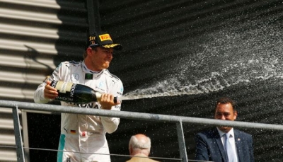 F1, Belgio: Vince Rosberg, dietro di lui il caos. Ferrari scontro fatale.