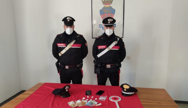 Carabinieri: intensificati servizi antidroga nel weekend. due fermati