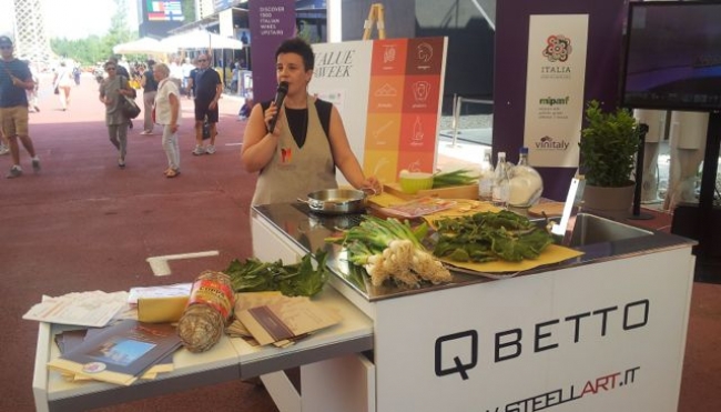 &quot;Un mercoledì da food blogger&quot;, ad Expo Katia Baldrighi cucina la &quot;burtleina&quot;