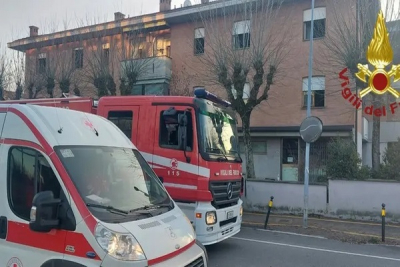 Incendio in una palazzina a Campogalliano, evacuate dieci persone