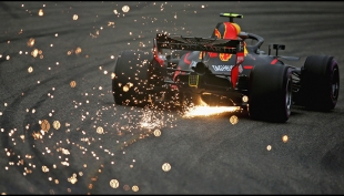 F1, Cina: Ricciardo show! Verstappen crack!