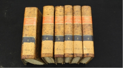 I carabinieri restituiscono 8 volumi del 1700 alla Biblioteca di San Giovanni