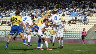Modena F.C, SAU e Giacobazzi gli sponsor sulle maglie dei canarini