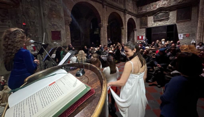 Serata magica tra musica e poesia alla chiesa di Santa Croce