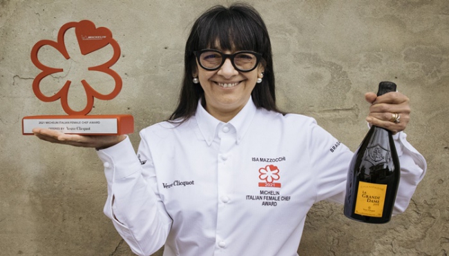 Isa Mazzocchi premiata come “Chef Donna Michelin 2021”