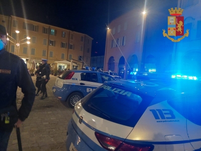 Polizia di Stato: weekend di controlli amministrativi a discoteche e locali pubblici a Modena e provincia
