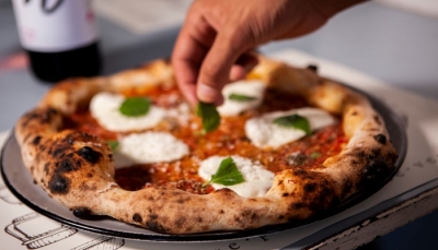A Sarzana “Officine del Cibo”: morsi di Pizza Verace