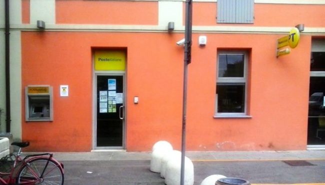 Reggio Emilia - All&#039;ufficio postale di Viale Timavo servizio sospeso due giorni